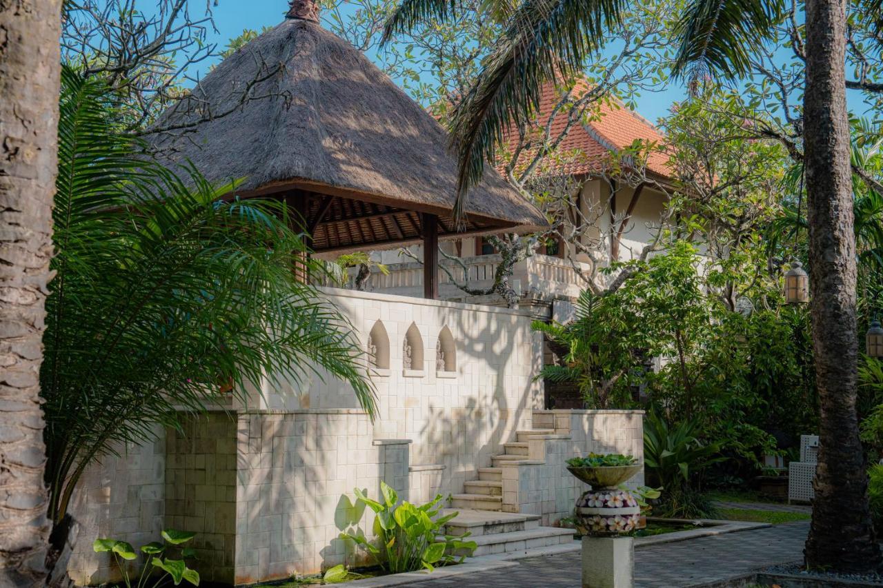 Griya Santrian A Beach Resort And Spa Sanur  Ngoại thất bức ảnh