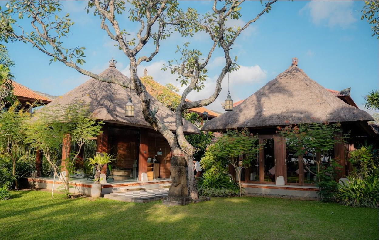 Griya Santrian A Beach Resort And Spa Sanur  Ngoại thất bức ảnh