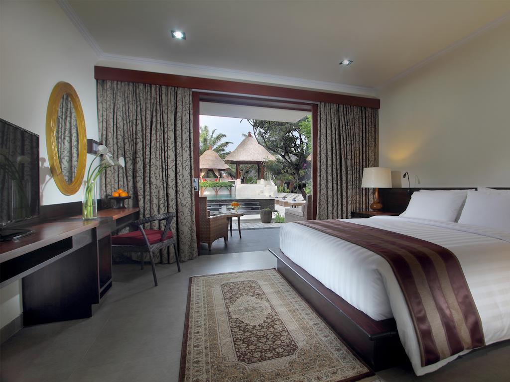 Griya Santrian A Beach Resort And Spa Sanur  Ngoại thất bức ảnh